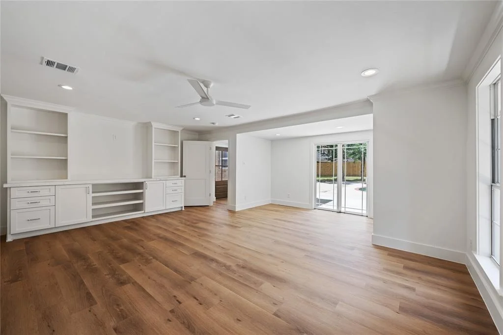 Photo of 8306 Vintage Wood Circle