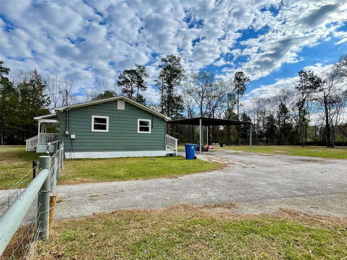 Photo of 2504 Davisville Road Road