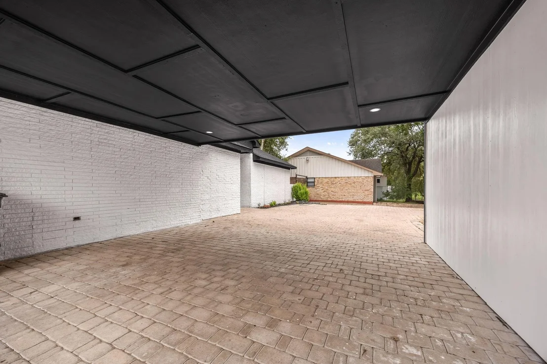 Photo of 5518 Beechnut Street