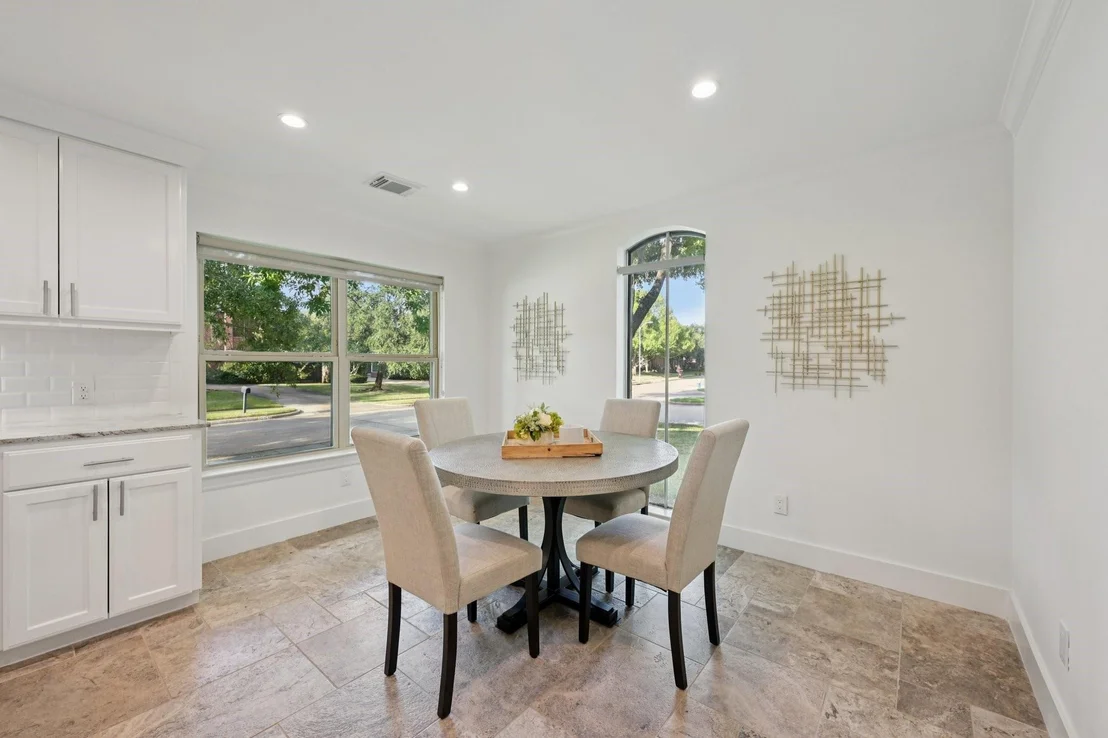 Photo of 1302 Riverview Circle