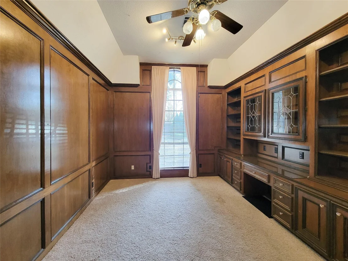 Photo of 5810 Glenmere Lane