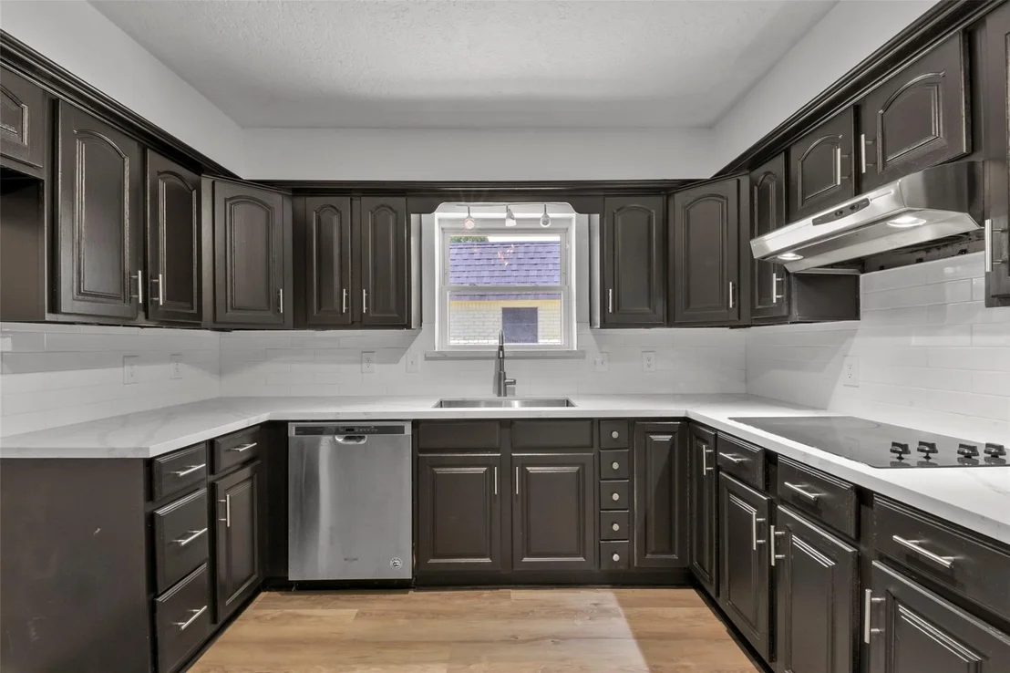 Photo of 3834 Gladeridge Drive