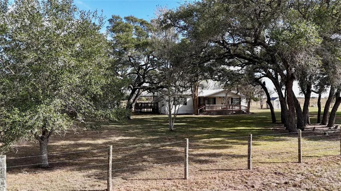 Photo of 415 County Road 457