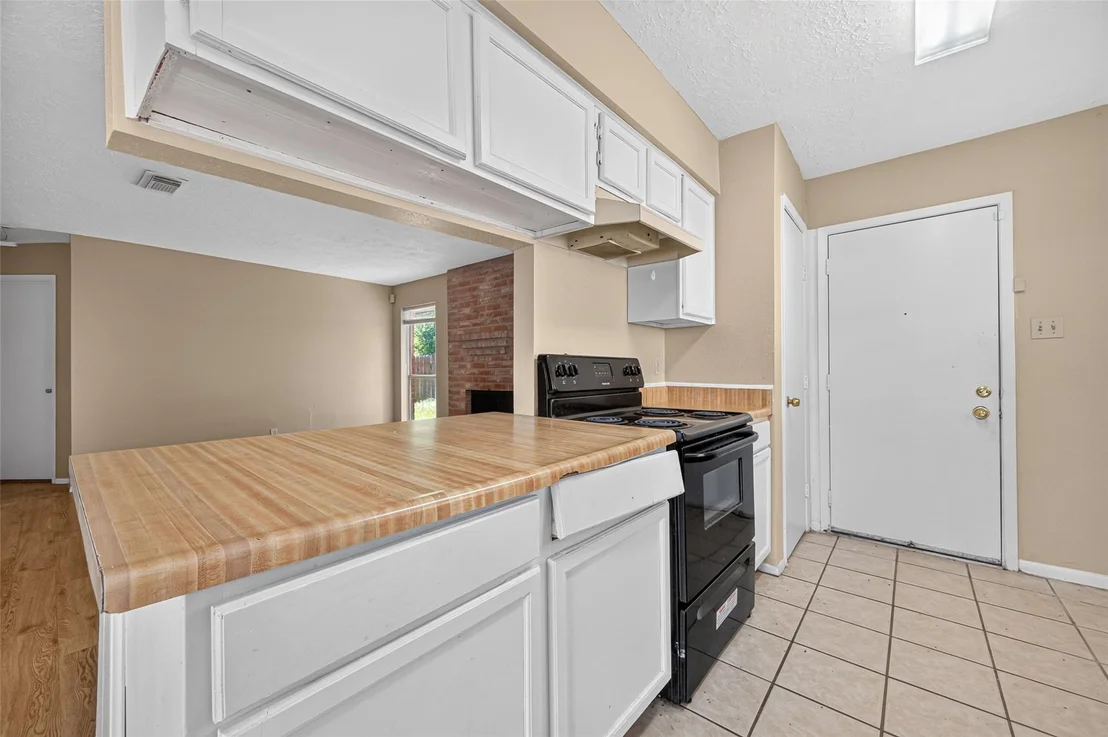 Photo of 18526 Lippizaner Drive