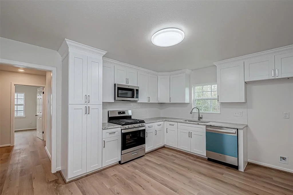 Photo of 4818 Holloway Drive