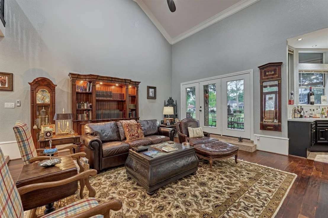Photo of 609 Edgewood Drive