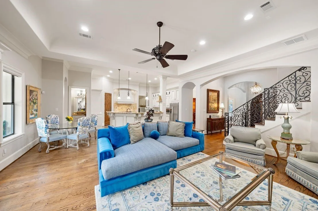 Photo of 1226 Chippendale Road