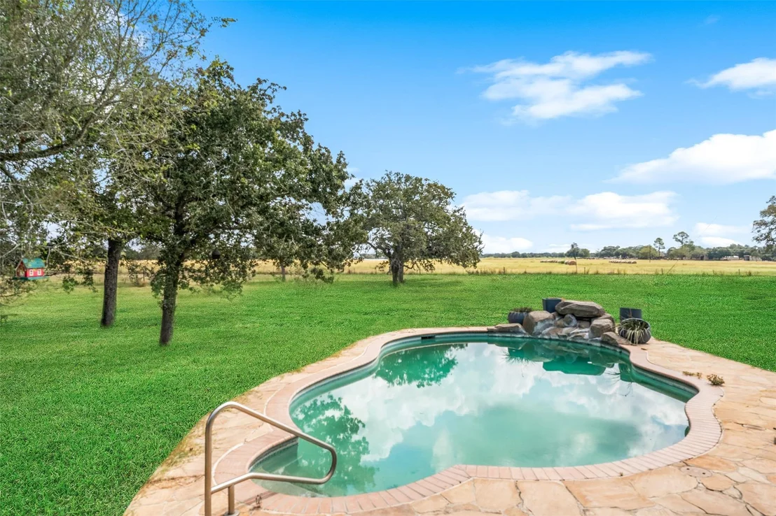 Photo of 2373 County Road 248