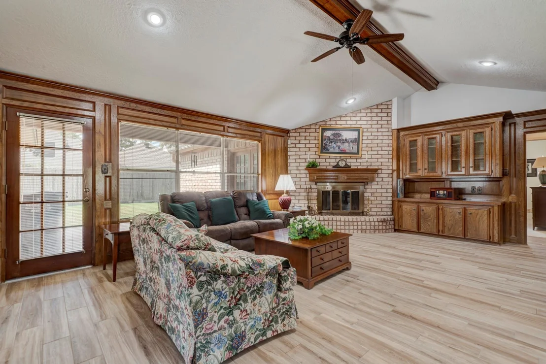 Photo of 17707 Woodlode Lane