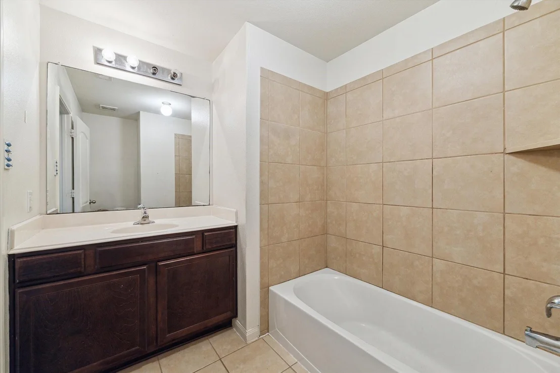 Photo of 5002 Manor Stone Lane