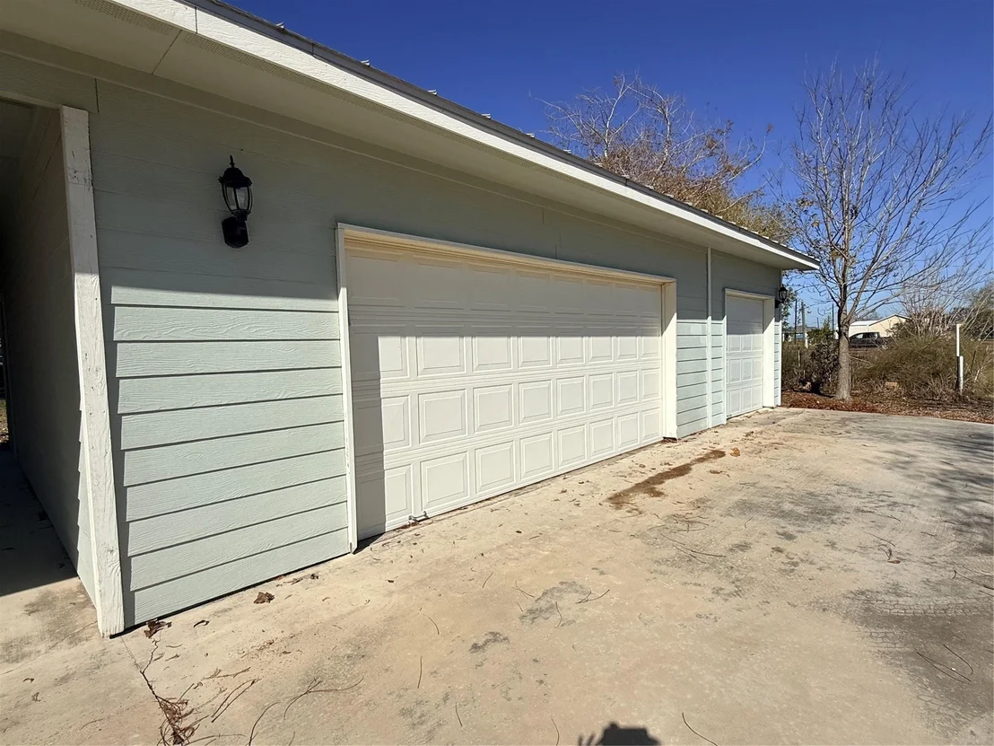 Photo of 338 Calumet Drive