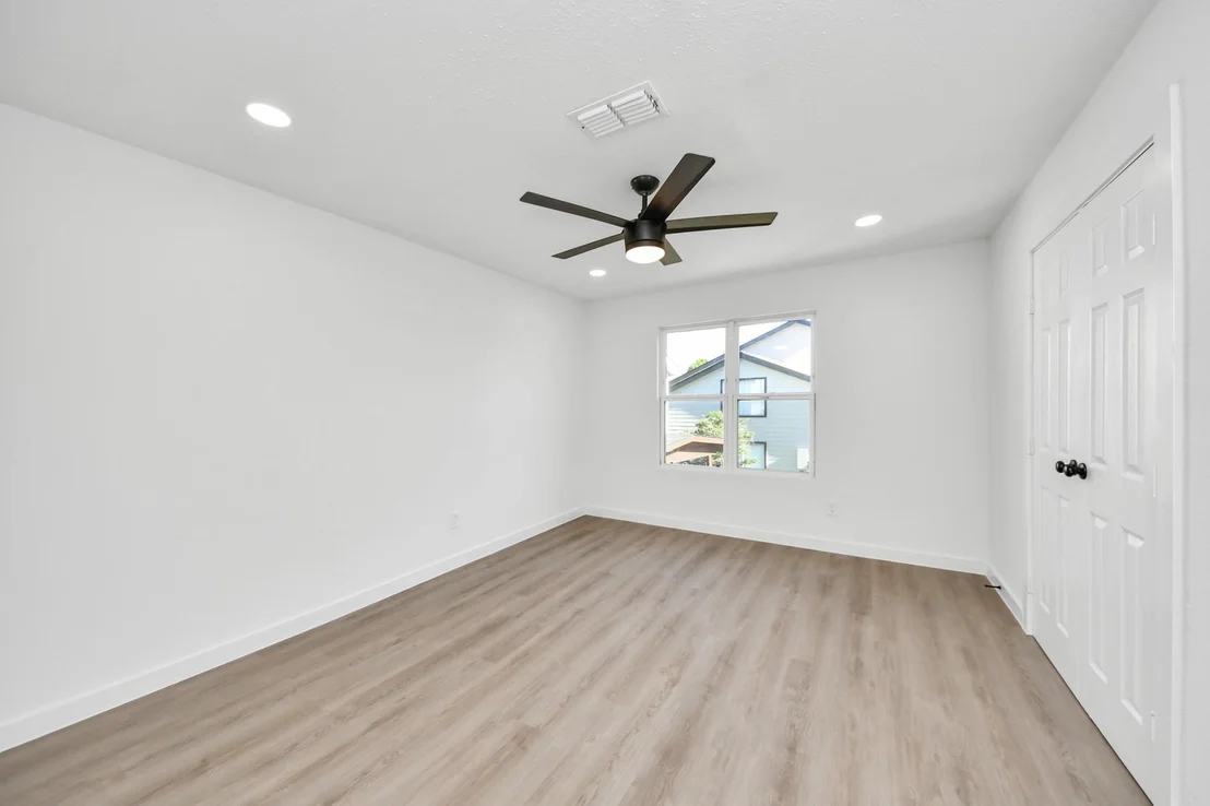 Photo of 2911 Meadowgrass Lane