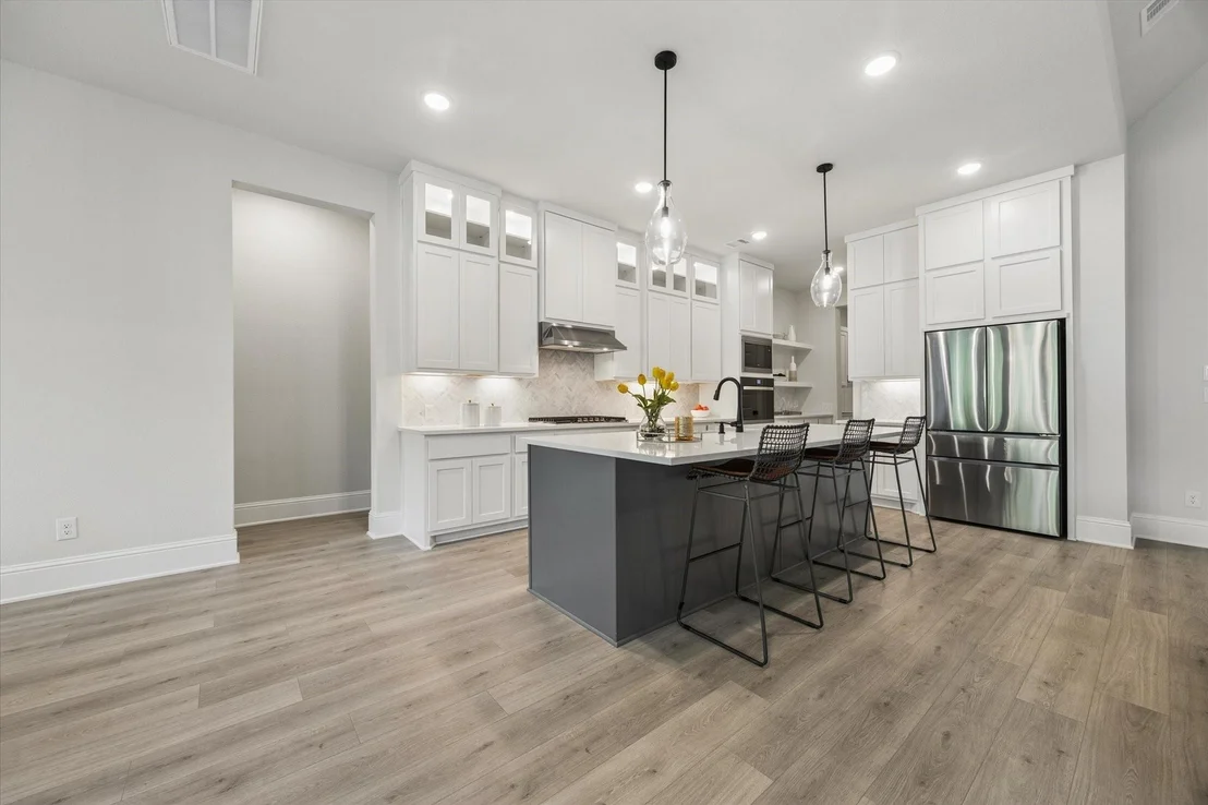 Photo of 4634 Sycamore Way Road