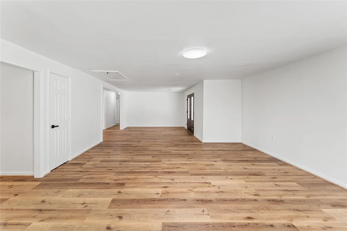 Photo of 2751 Piper Road