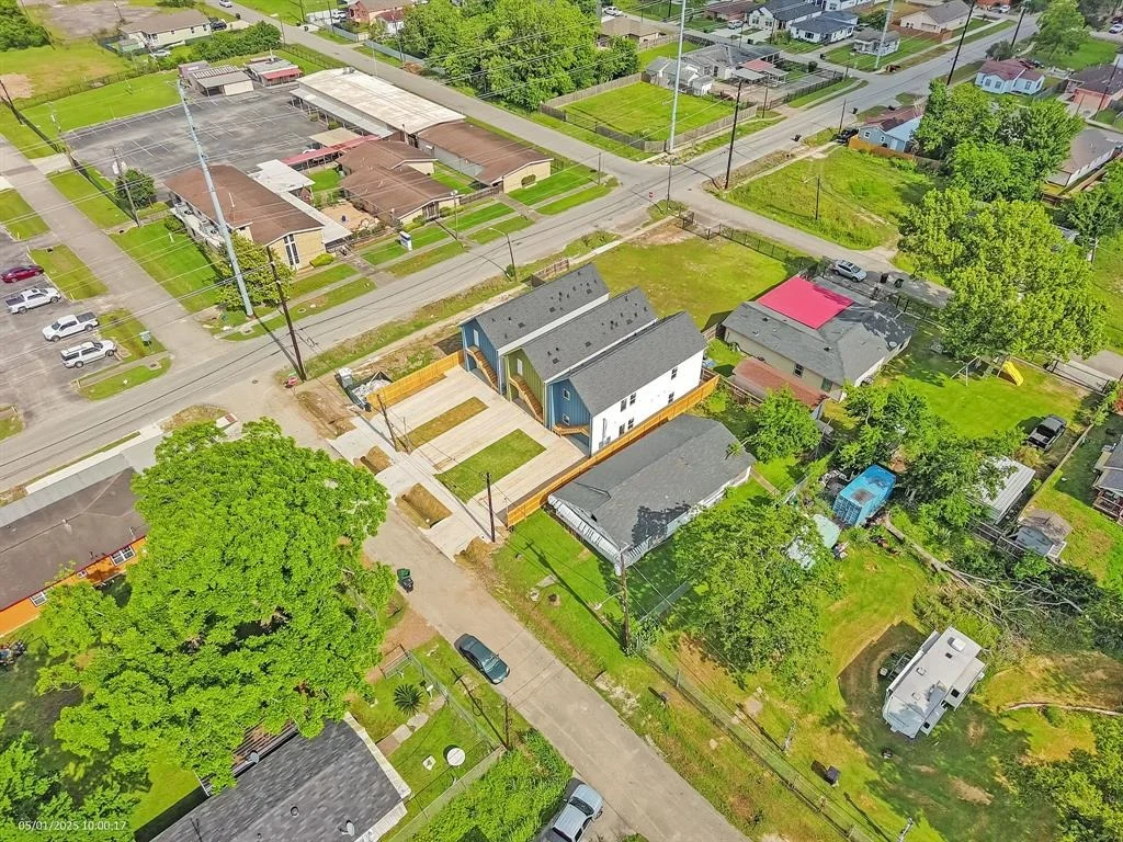 Photo of 405 Calloway Street