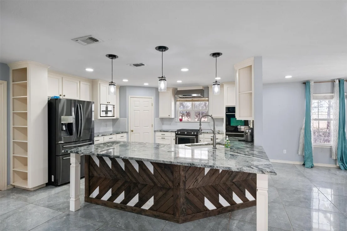 Photo of 2373 County Road 248