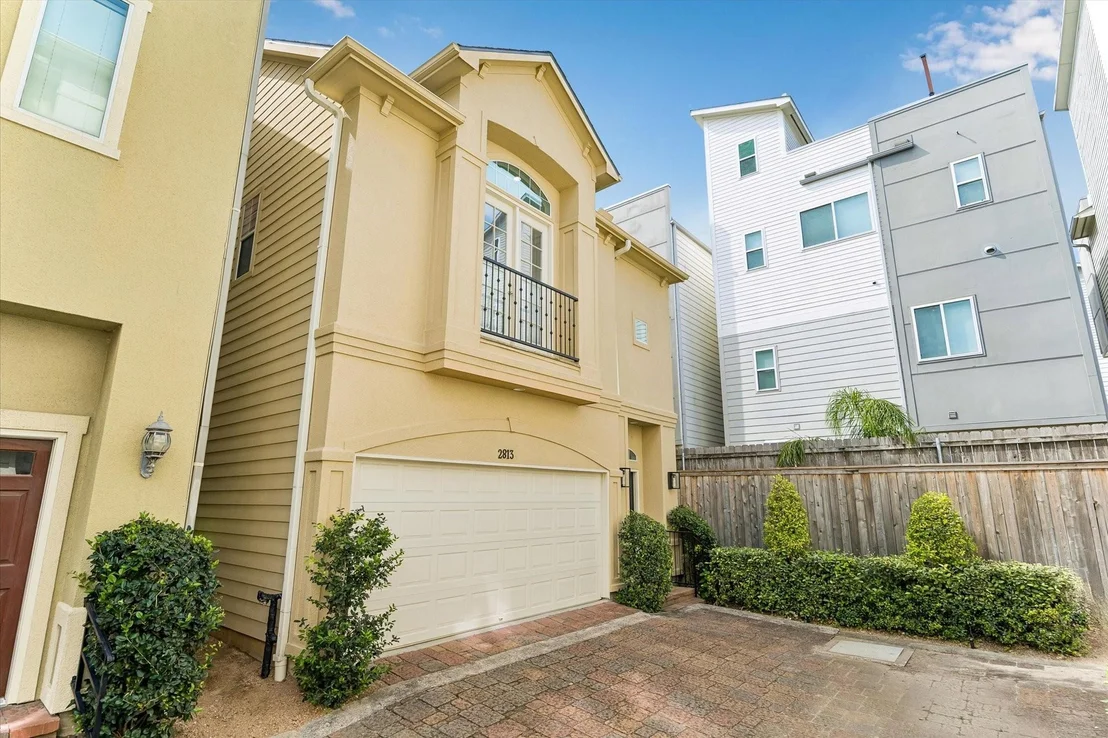 Photo of 2813 Clinton Drive