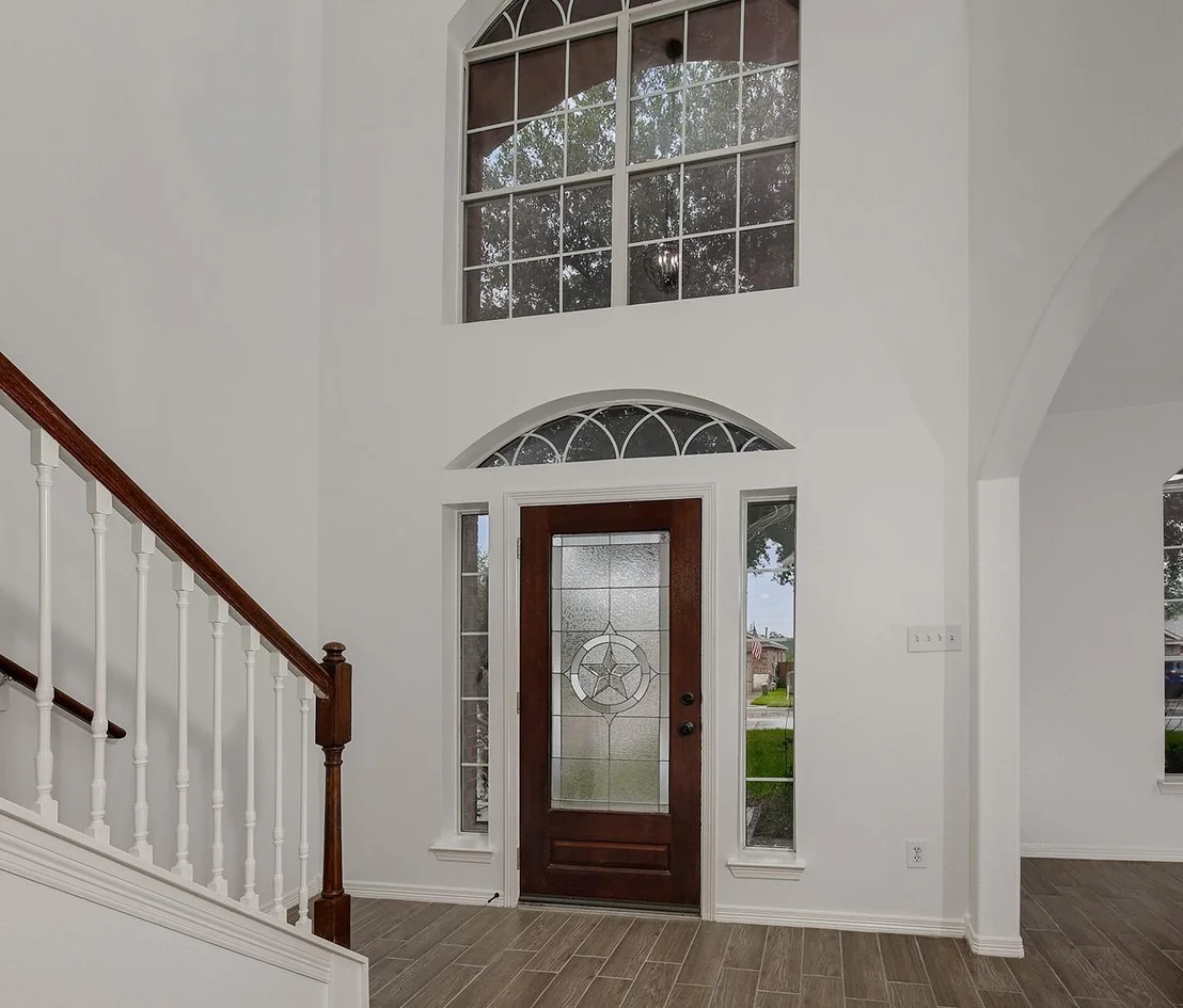 Photo of 2037 Borthwick Lane