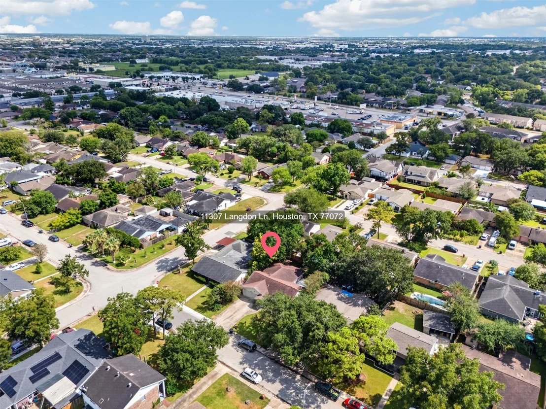 Photo of 11307 Langdon Lane