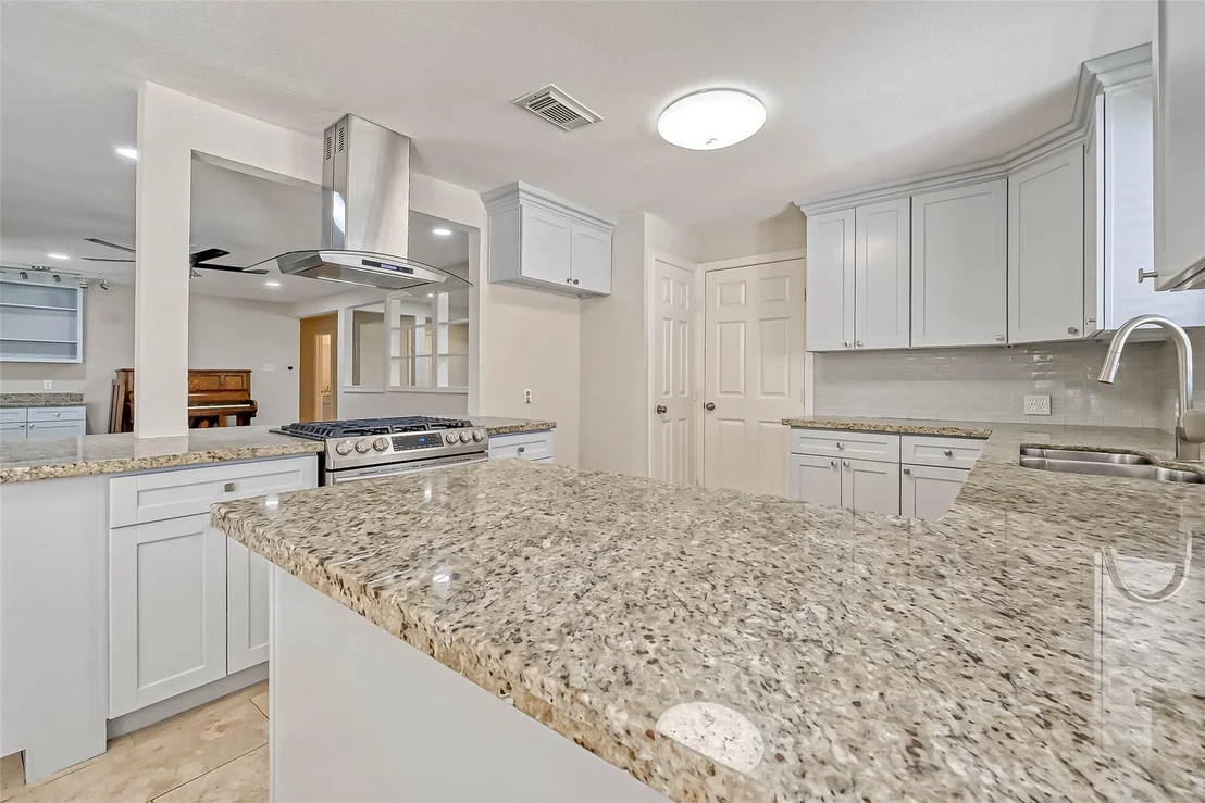 Photo of 9707 Kit Street