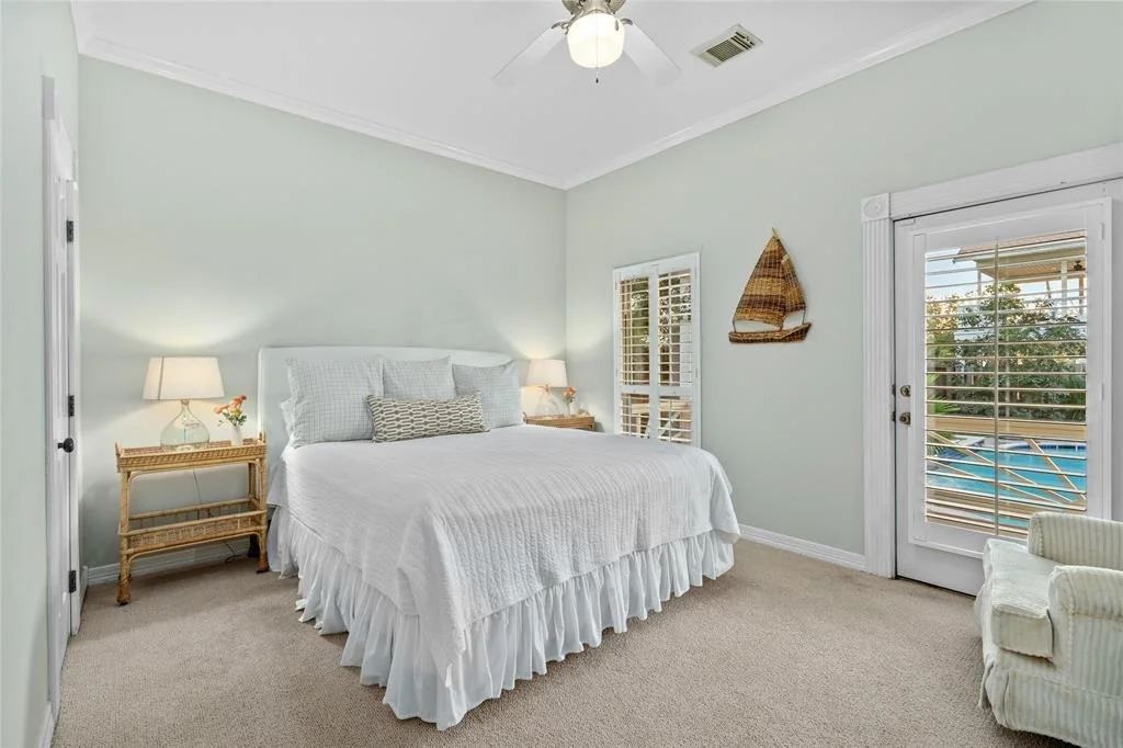 Photo of 4733 W Bayshore Drive