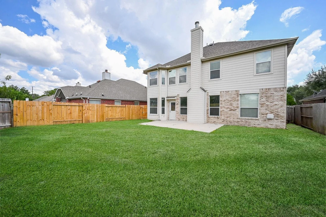 Photo of 11011 Glenora Drive