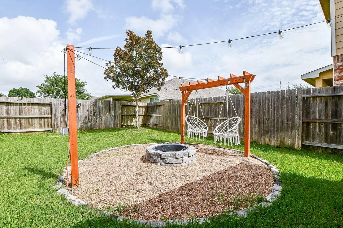 Photo of 5607 Gemstone Park Road