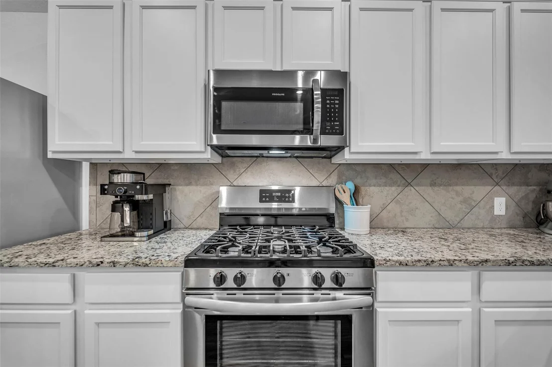 Photo of 4823 Chestnut Valley Lane
