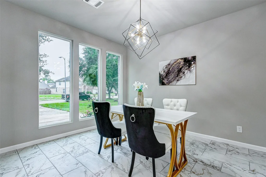 Photo of 1026 Riverchase Drive