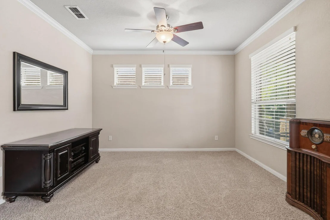 Photo of 6322 Wolf Run Drive