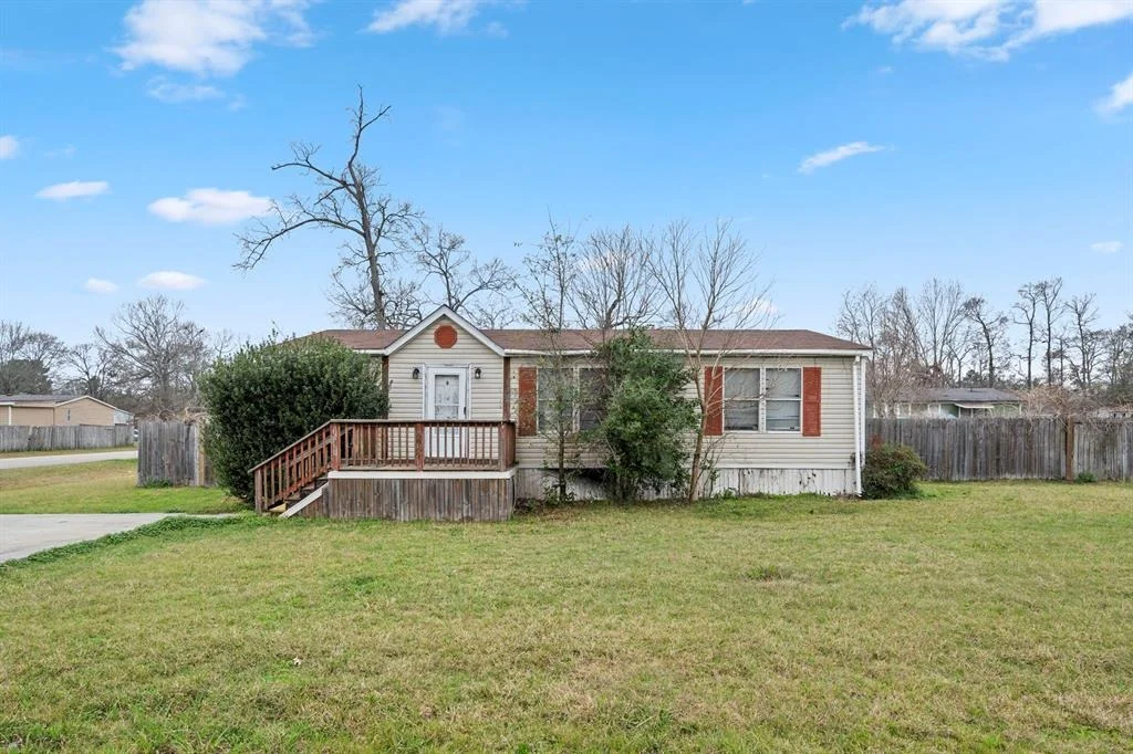 Photo of 16564 E Emerson Circle