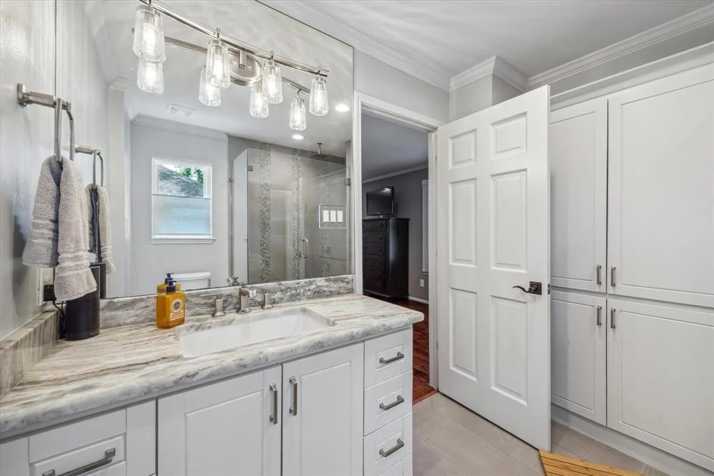 Photo of 14843 Oak Bend Drive
