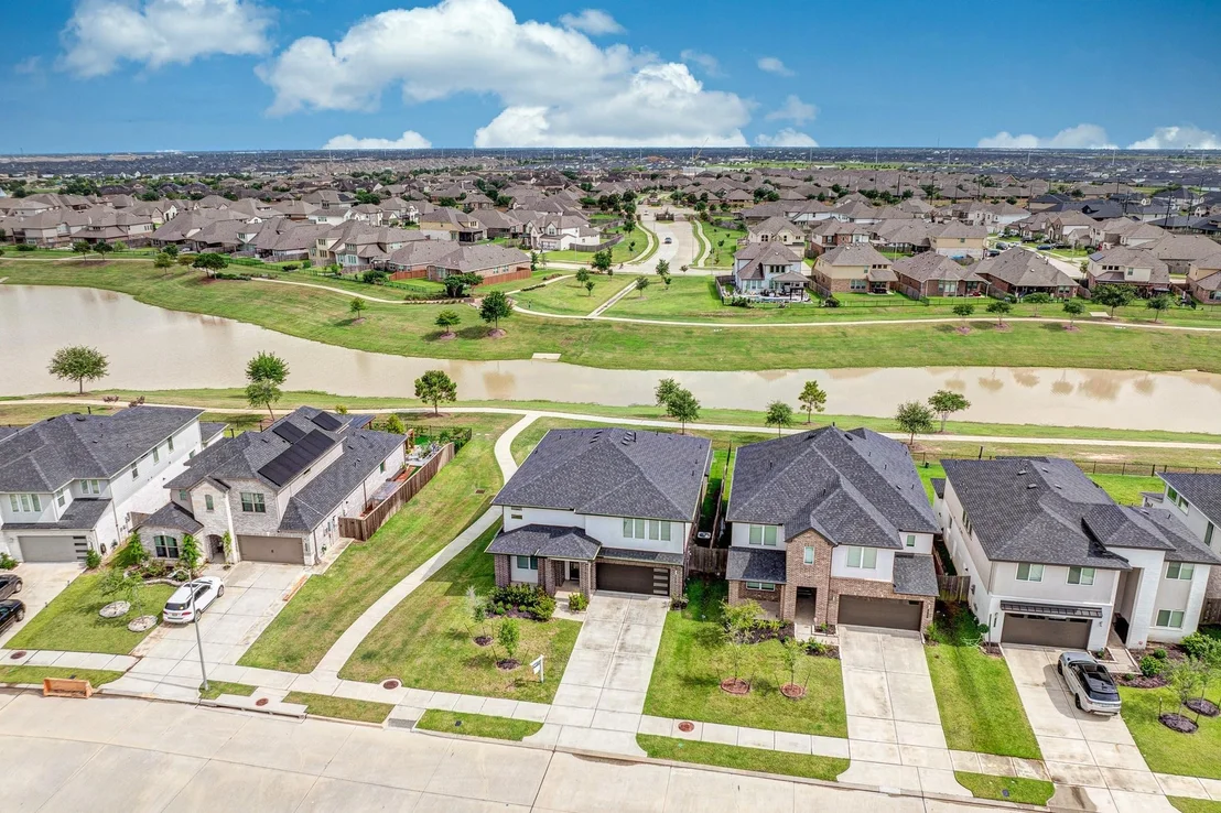 Photo of 29231 Red Rocks Park Drive
