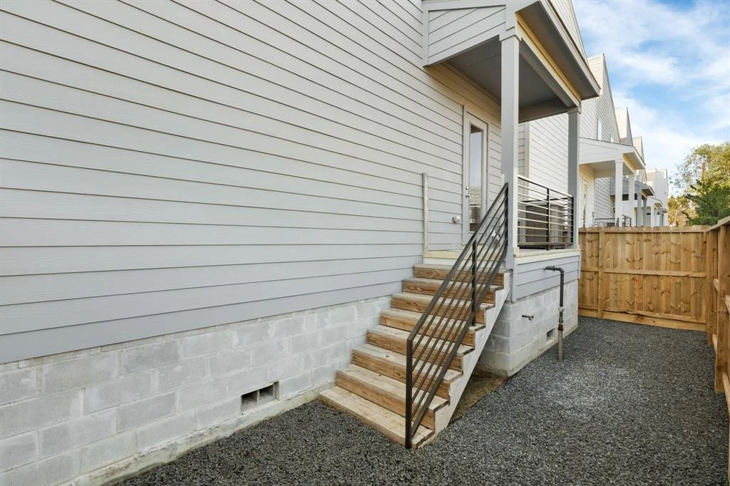 Photo of 5615 Savyon Drive