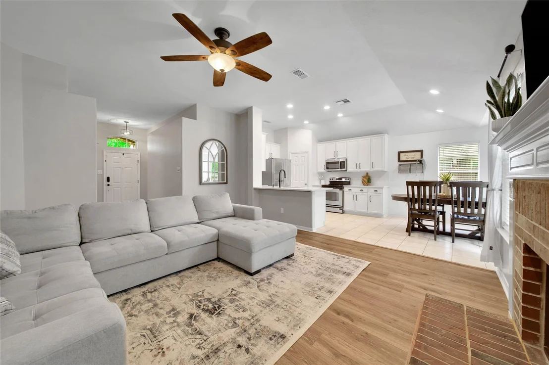 Photo of 15 Wintergrass Place