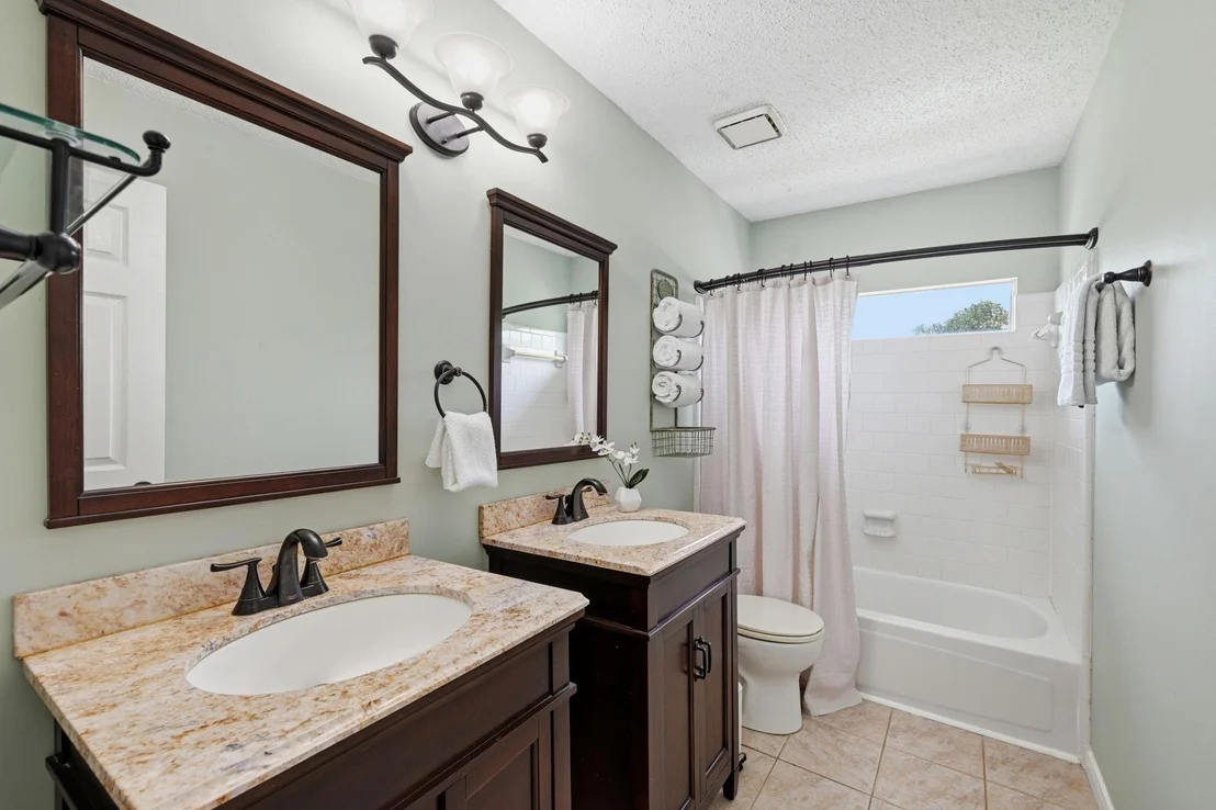 Photo of 23039 Indian Ridge Drive