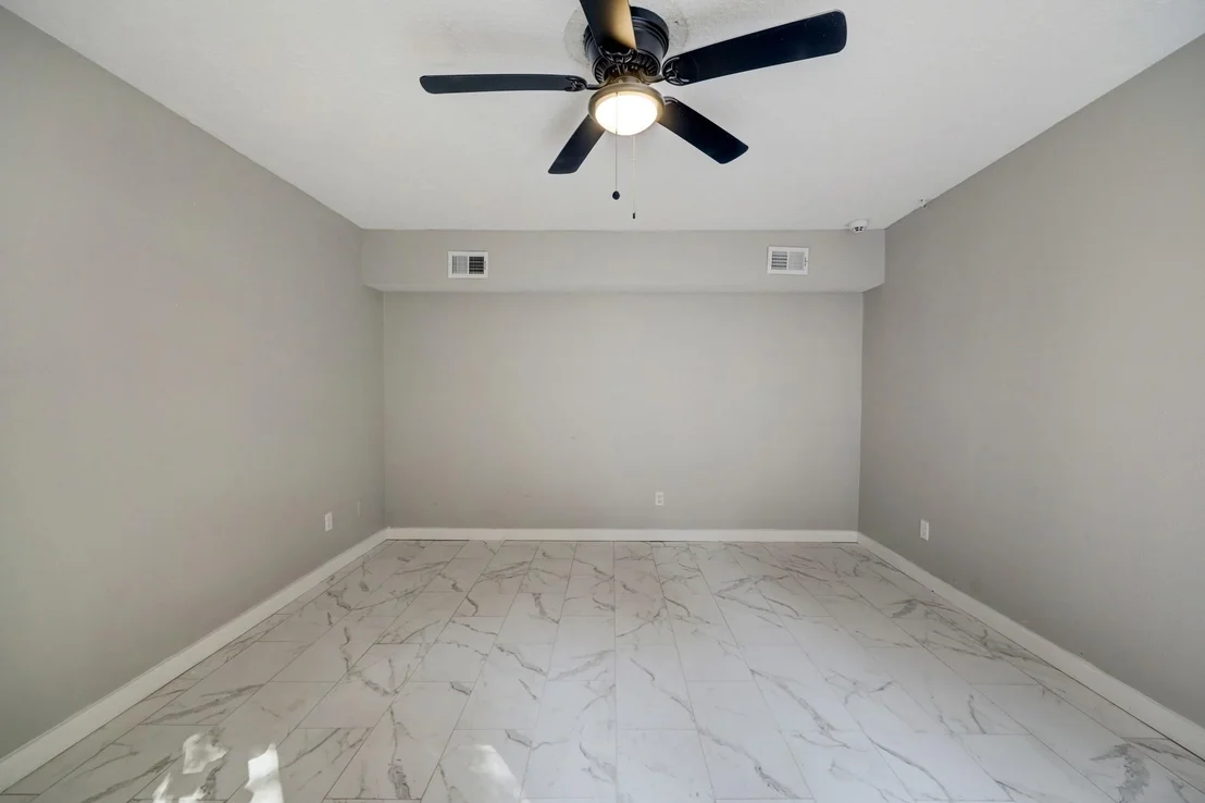 Photo of 20019 Legend Oak Drive