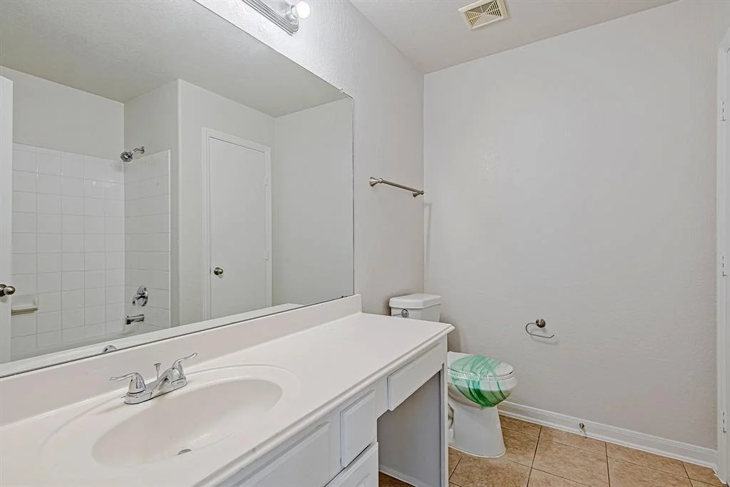 Photo of 9614 Summer Laurel Lane