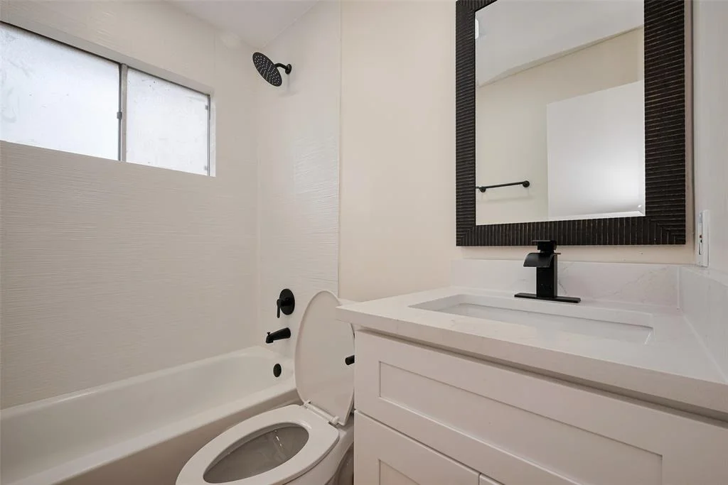 Photo of 839 Voyager Drive