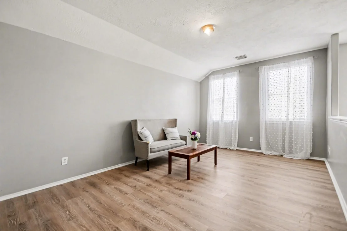 Photo of 6741 River Ridge Lane