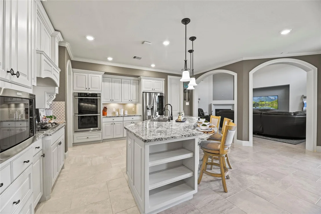 Photo of 1002 Pleasant Pines Lane