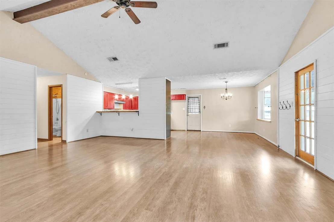 Photo of 13585 Walker Road
