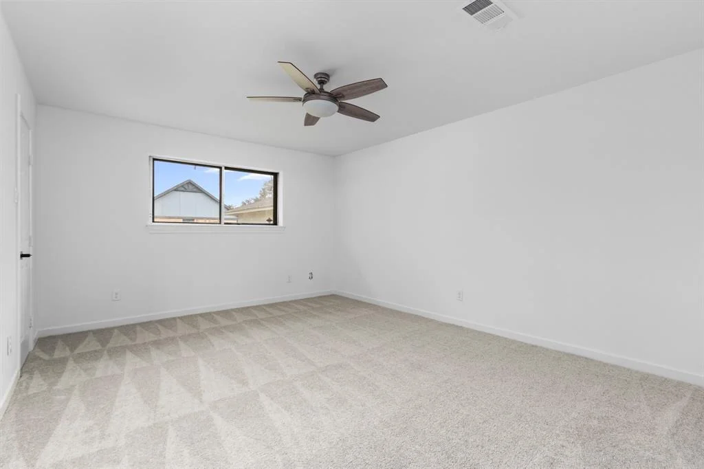 Photo of 600 Pinebrook Lane