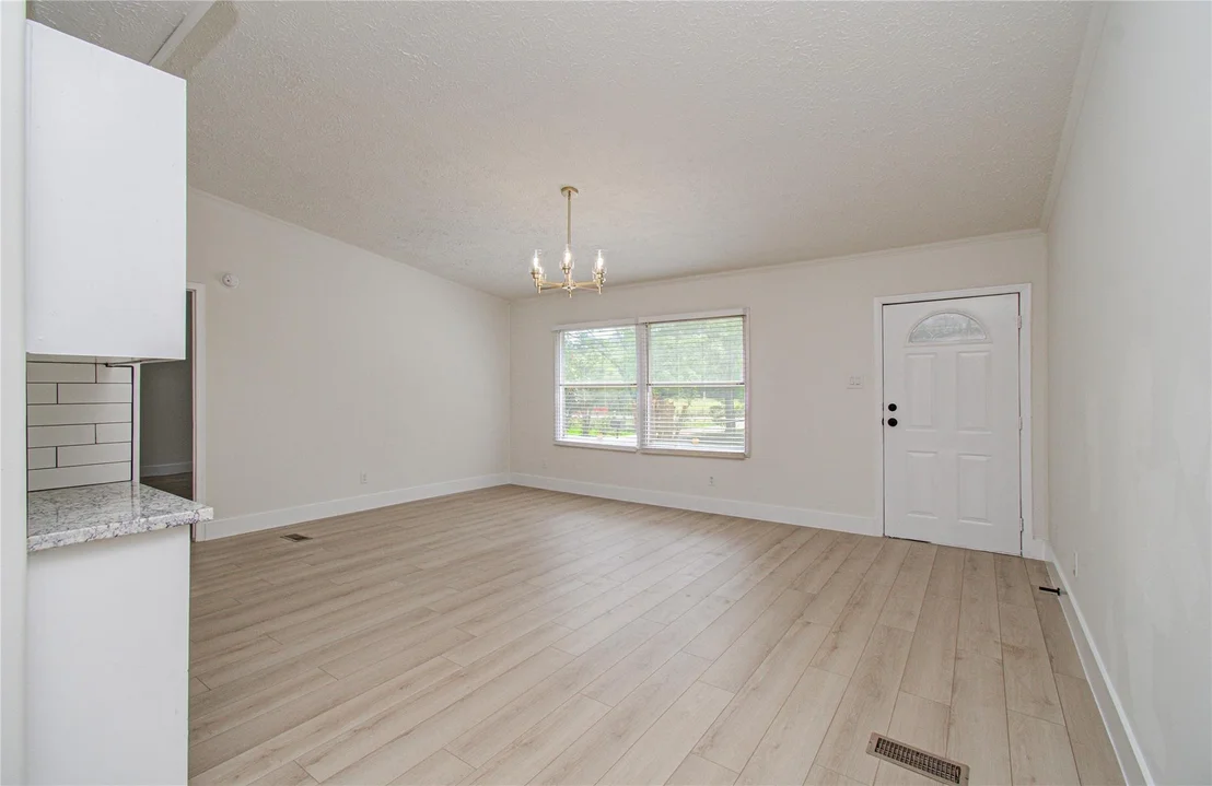 Photo of 4537 Grand Oaks Drive