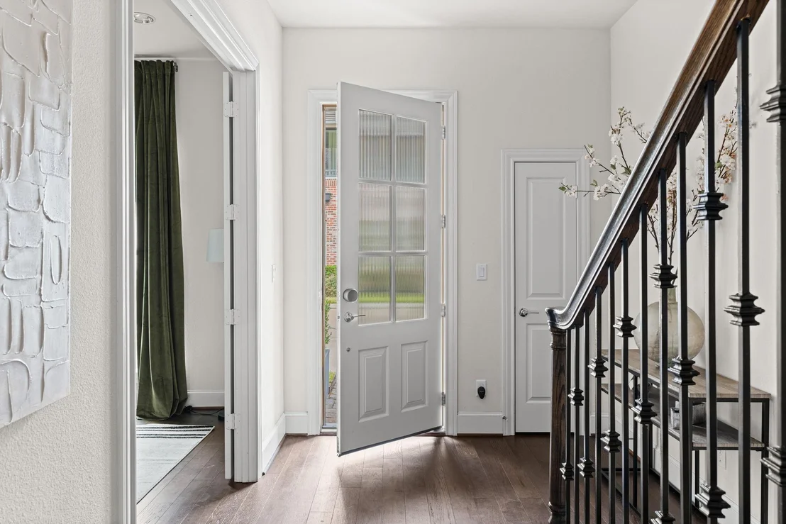 Photo of 6007 Matthew Oaks Place