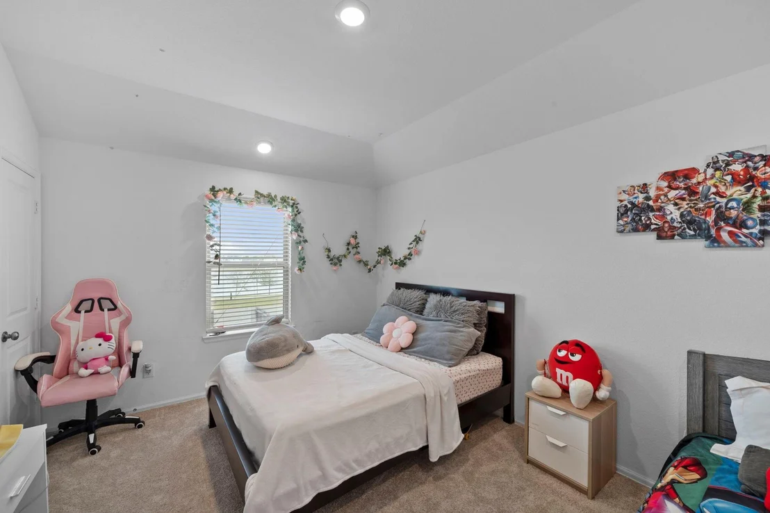 Photo of 5142 Dunstable Manor Lane