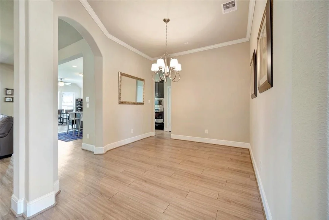 Photo of 640 Pertonila Lane