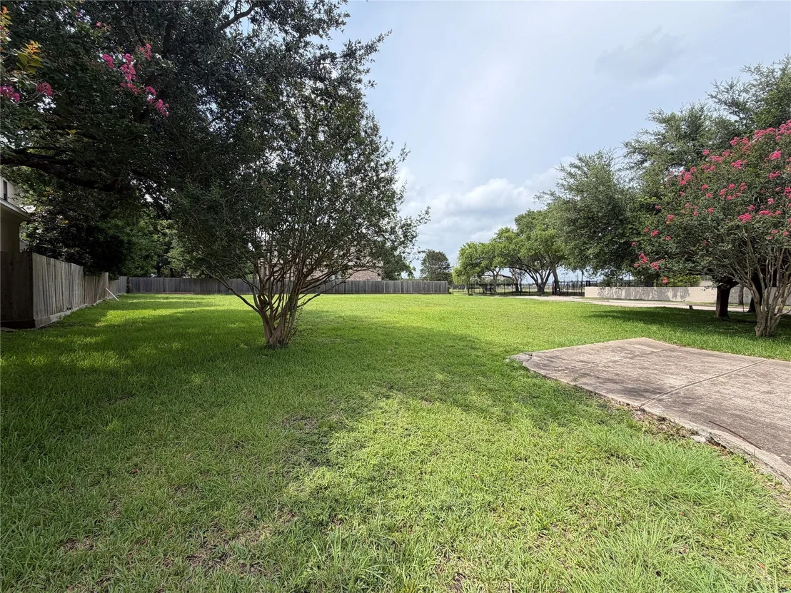 Photo of 9002 Cliffwood Drive