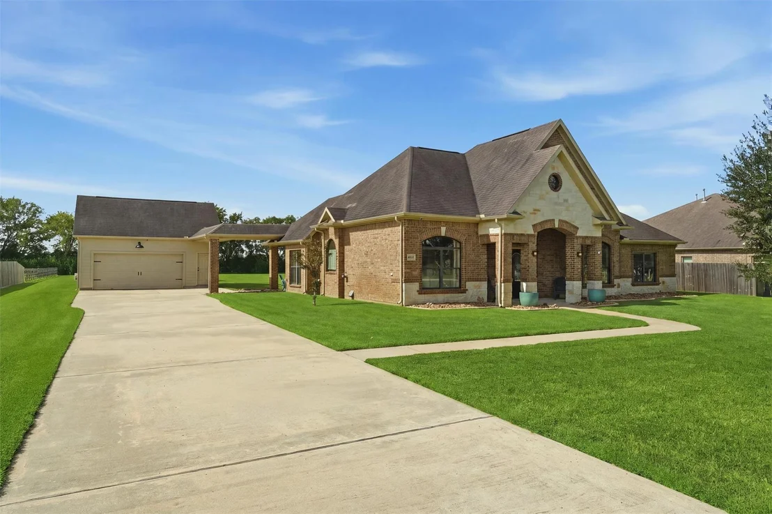 Photo of 4810 Magnolia Bend Drive