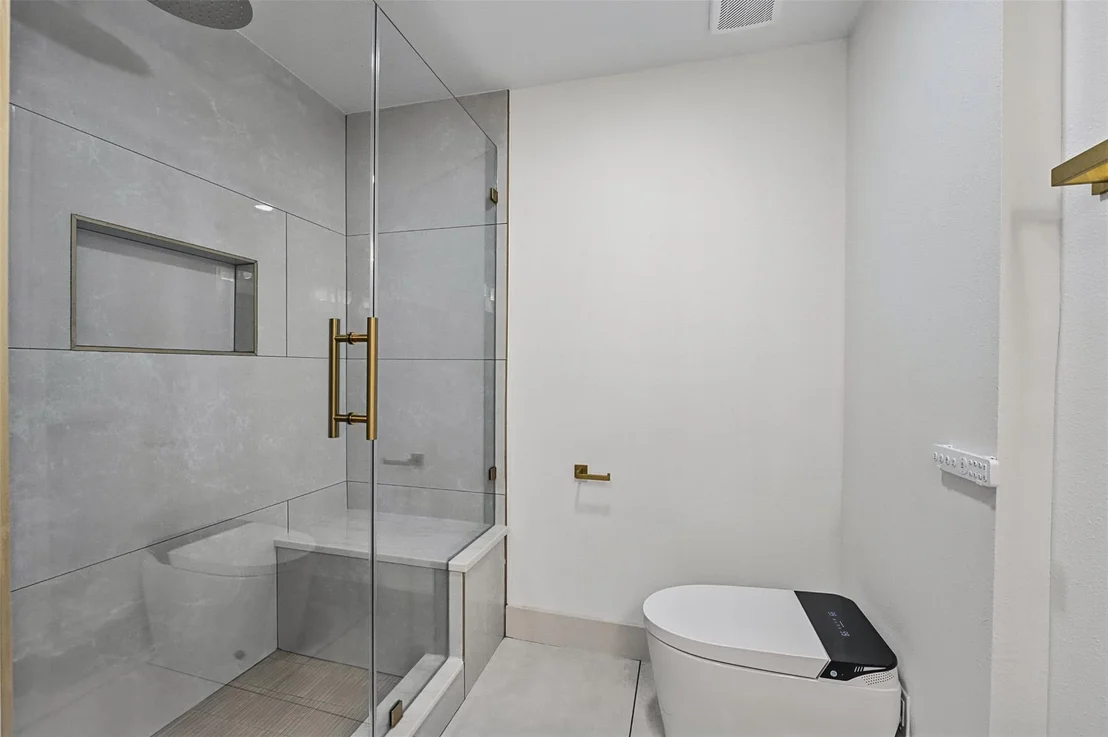 Photo of 2807 Shadowdale Drive